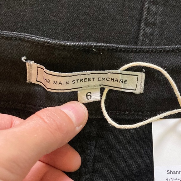 Women’s size 6 The Main Street Exchange brand new with tag “Shannon” black skirt - Picture 7 of 11